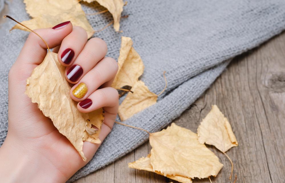 Fall Nail Trends 2024: DIY Manicures to Try at Home 🍂