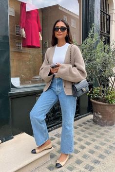 Laid-Back Weekend Fits: Comfy Yet Cute Outfit Ideas