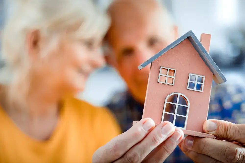 Downsizing Your Life and Your Home: A Practical Guide to Simplifying and Streamlining