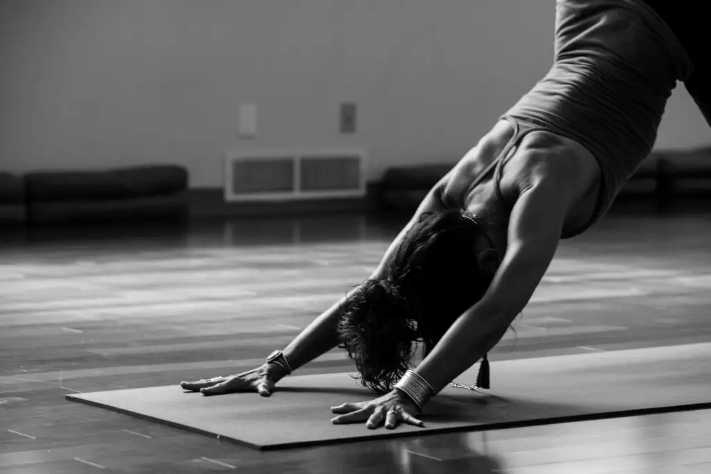 Benefits of Yoga for Stress Relief (Plus How to Find Free Classes Online)