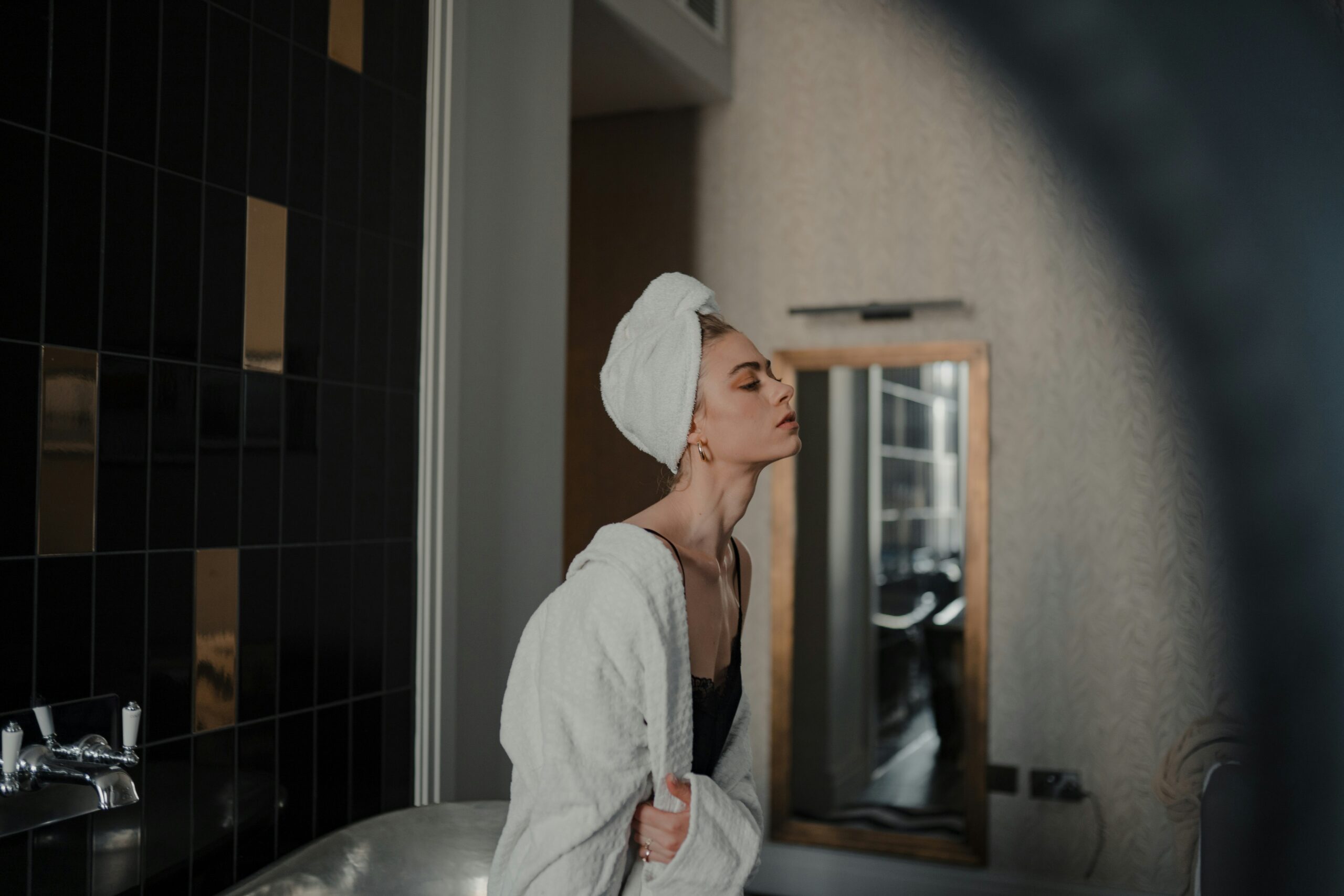 The "Everything Shower" on a Budget: How to Recreate a $200 Spa Experience at Home