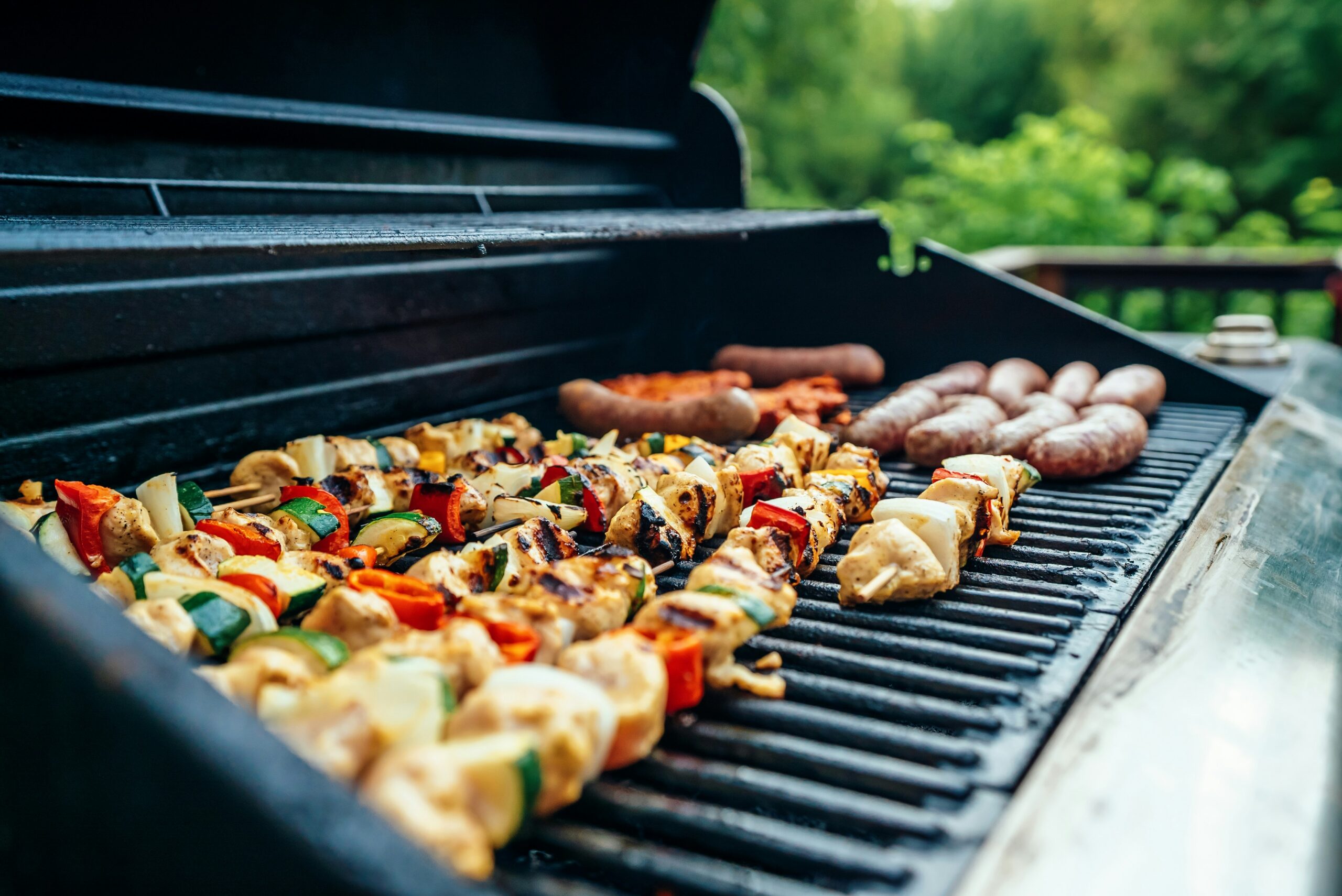 The "Smart-Protein" Grill Flight: The Ultimate Father&rsquo;s Day Feast for Healthy Dads