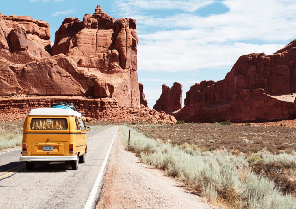 The National Parks "Van-Life" Guide: The Active Retiree&rsquo;s Blueprint for Open-Road Adventure