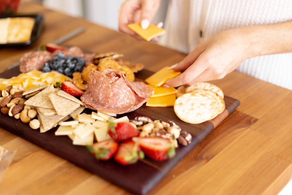 The Fine Art of the "Lazy Girl Meal": How to Eat Incredibly Well with Zero Effort