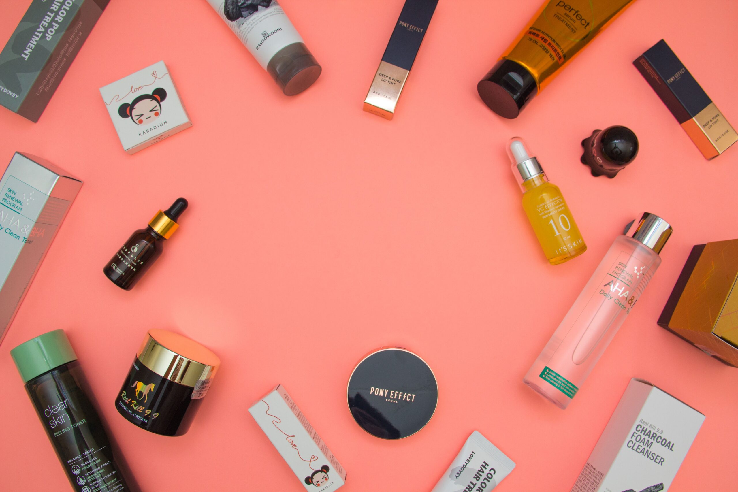 The Clean Canvas: 7 Non-Toxic Makeup Brands for an Elevated, High-Yield Beauty Routine