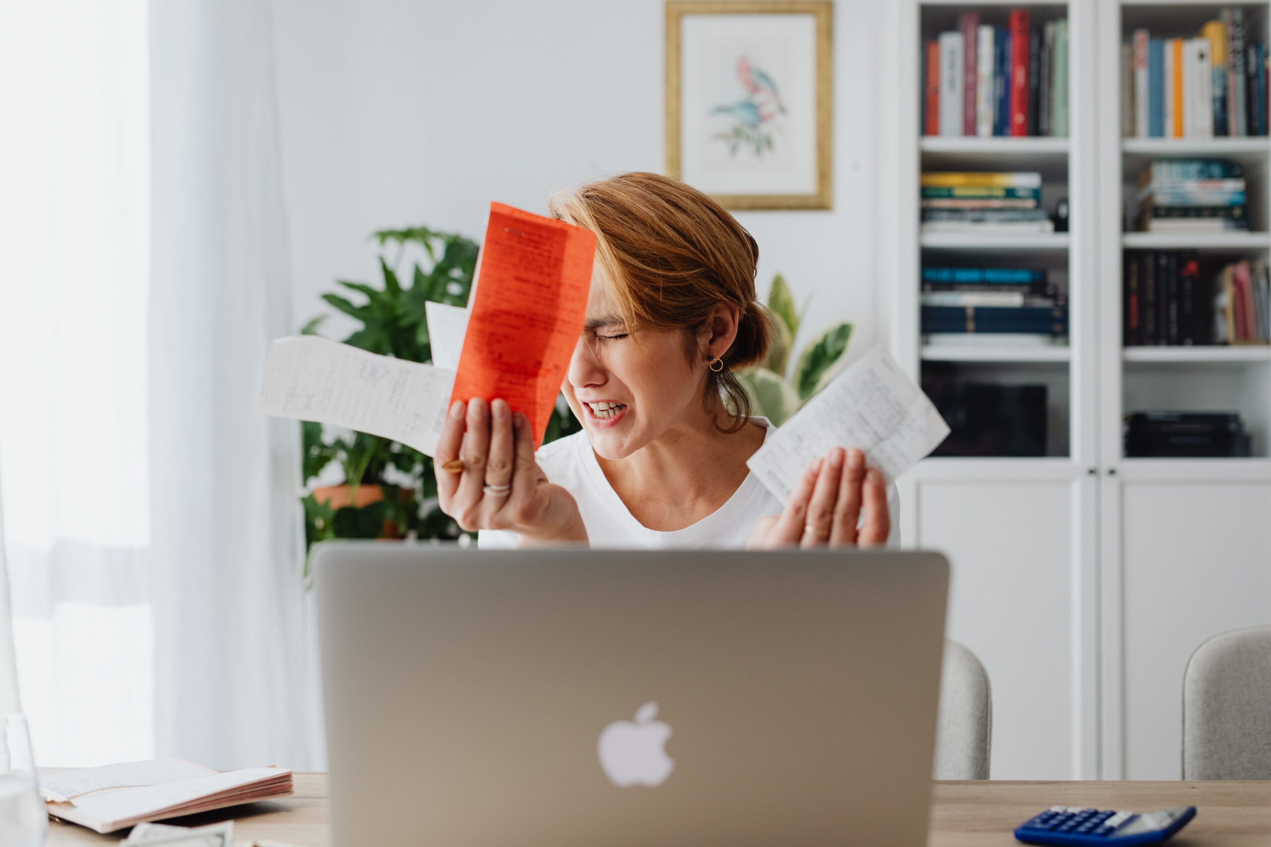 The Debt Deflector: 5 High-Velocity Strategies to Wipe Out Credit Card Balances and Save Thousands